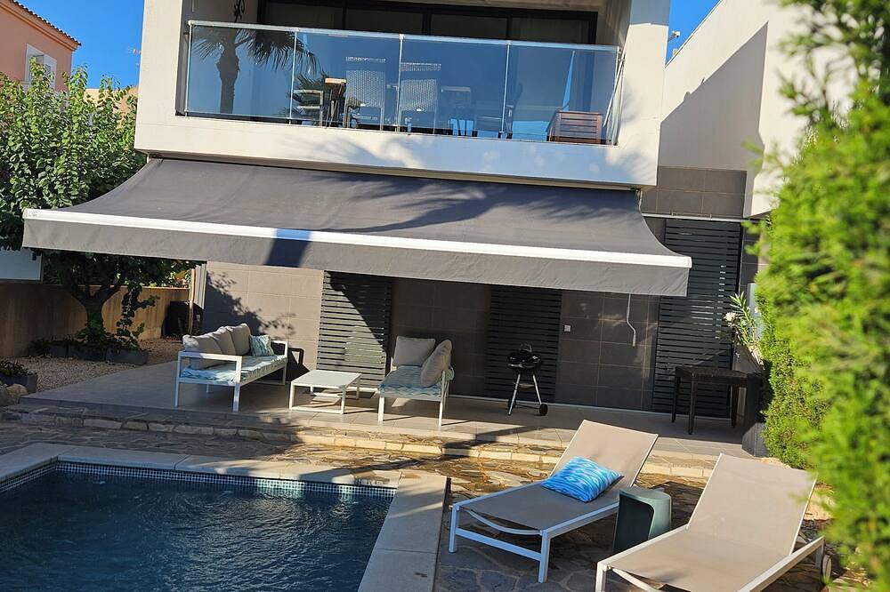 Luxus Chalet: privater Pool, strandnah, W-Lan incl., ruhige Lage, Ort fußläufig in Cala Anguila, Manacor