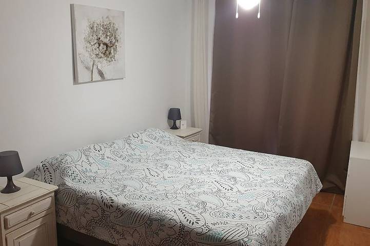 Entire apartment, Comfortable apartment with private solarium, WiFi and heated swimming pools in Las Adelfas, San Miguel de Abona