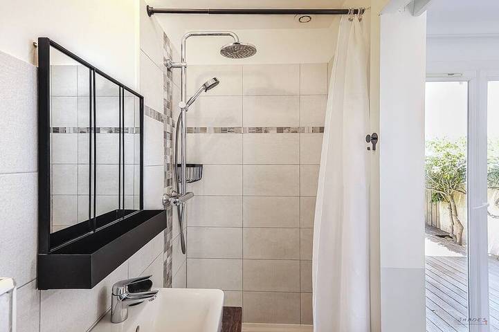 Gîte pour 4 personnes, avec jardin et terrasse dans La Bergerie - 4