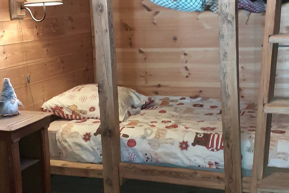 Maison de village avec terrasse plein sud pour 6 personnes  idéal famille in Allos, Région Castellane