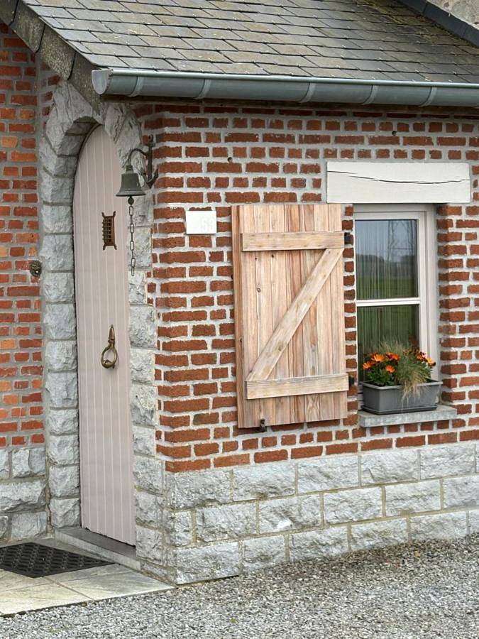 Location de vacances pour 5 personnes, avec vue et jardin à Ciney - 2