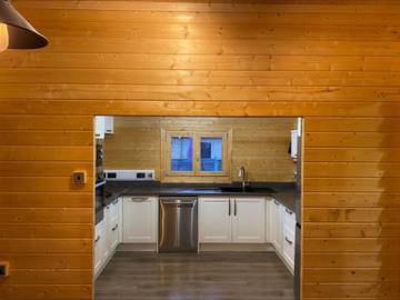 Log Cabin for 6 People in Ashton under Hill, The Cotswolds, Photo 4