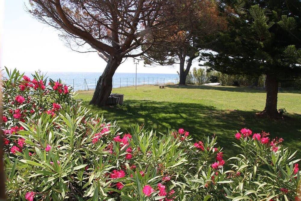 Appartamento intero, Studio vue mer Directe in Santa Lucia di Moriani, Corte e dintorni