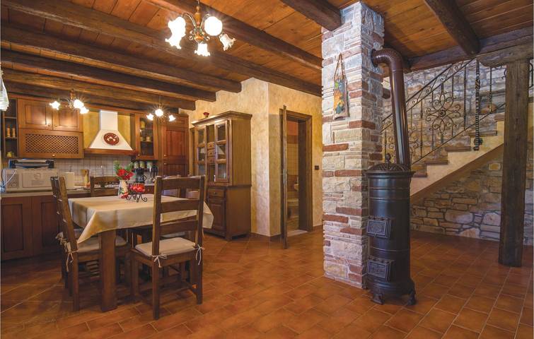 Ferienhaus für 8 Personen, mit Garten und Whirlpool sowie Terrasse, mit Haustier in Porec und Umgebung - 4