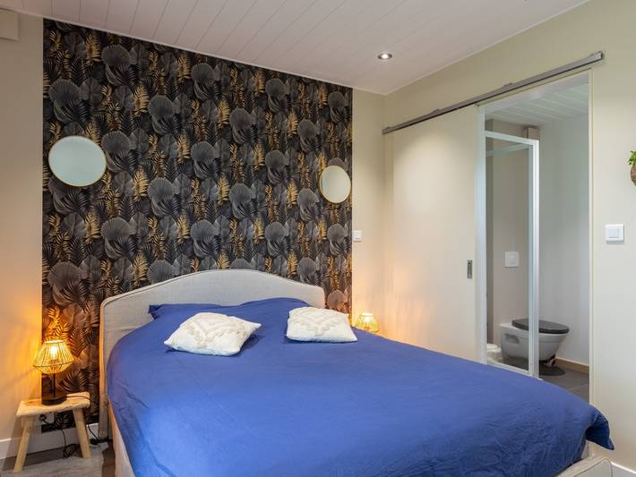 Chalet 'La Cafoutche De Minus Renovated' with Private Terrace, Shared Garden & Wi-Fi in Gommenec'h, Côtes-d'Armor