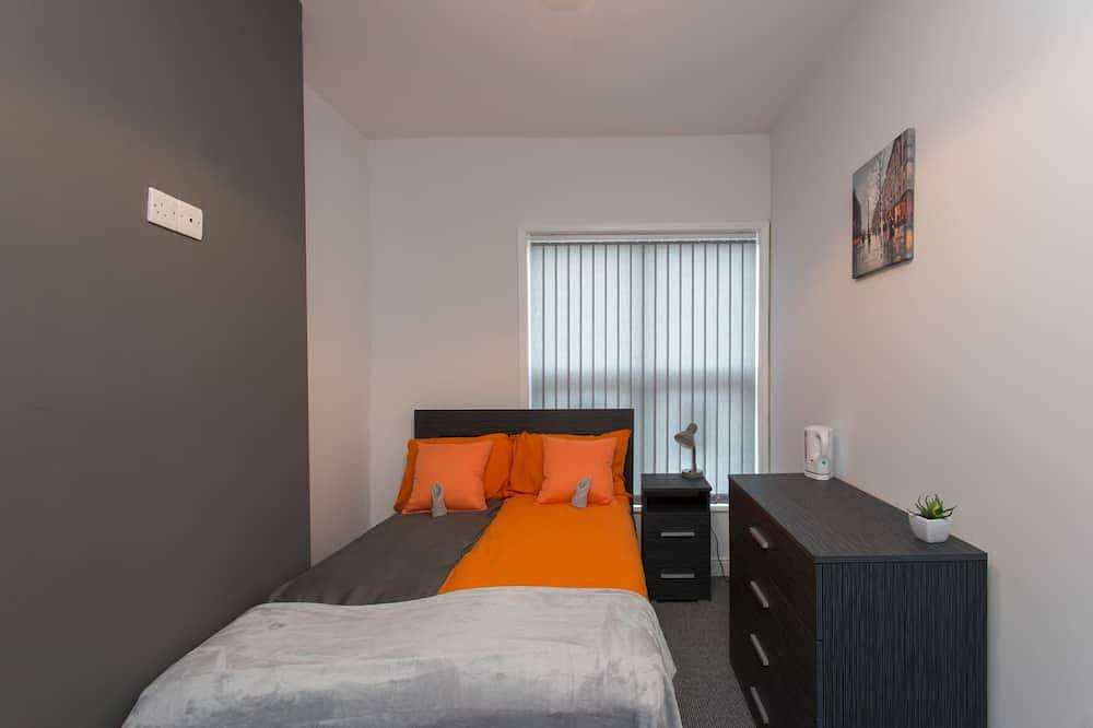 Doppelzimmer-Gemeinsames Badezimmer in Crewe, Cheshire East