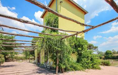 Location de vacances pour 5 personnes, avec jardin dans La Storta