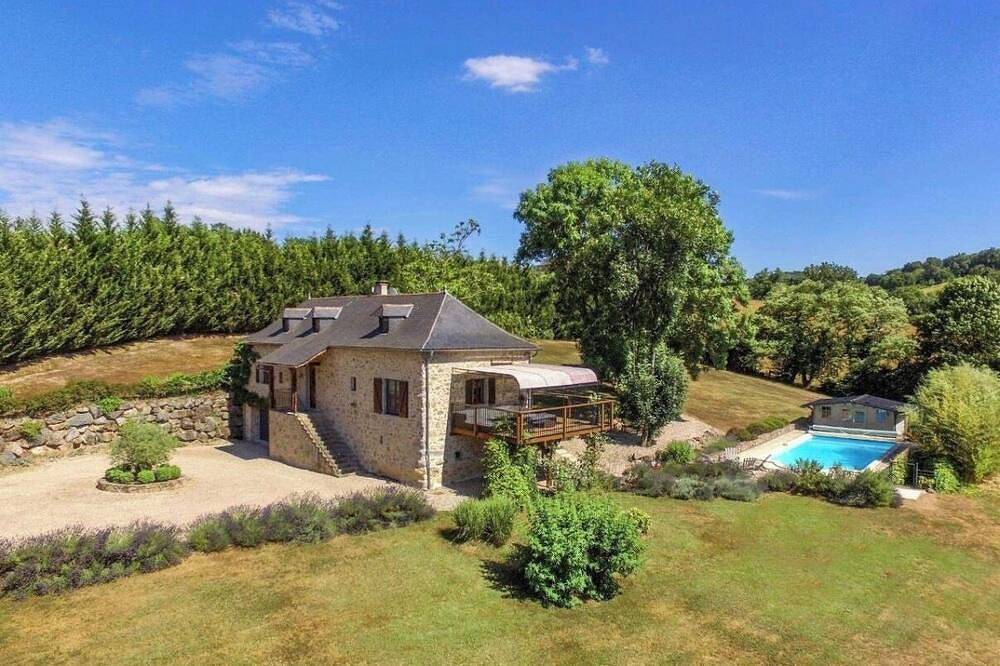 Villa La Sérénité : calme et nature à l’abri de tous les regards in La Fouillade, Aveyron