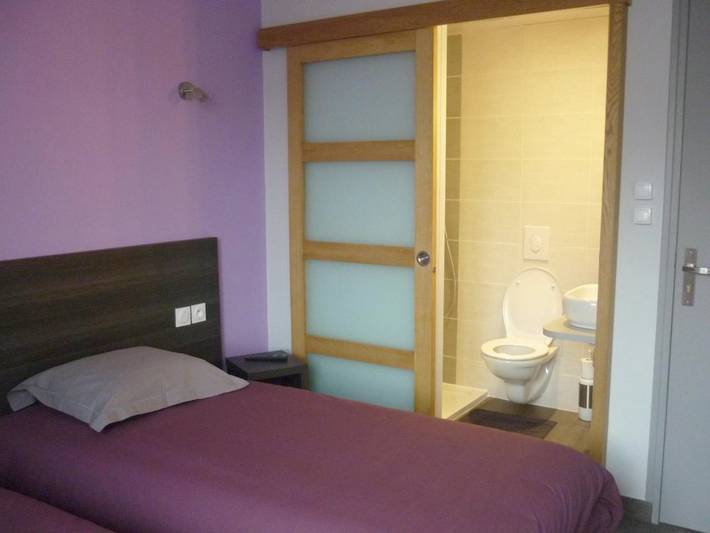 Hôtel pour 2 personnes, avec Terrasse à Parthenay - 2