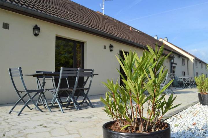 Hôtel pour 2 personnes, avec vue et jardin à Creil - 2