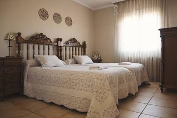 Casa Rural Con Piscina para 24 Personas en Nohales, Cuenca, Foto 1