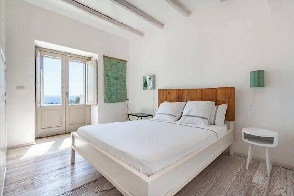 Moderne Villa inmitten jahrhundertealter Olivenbäume in Leuca in Torre Vado, Golf von Tarent