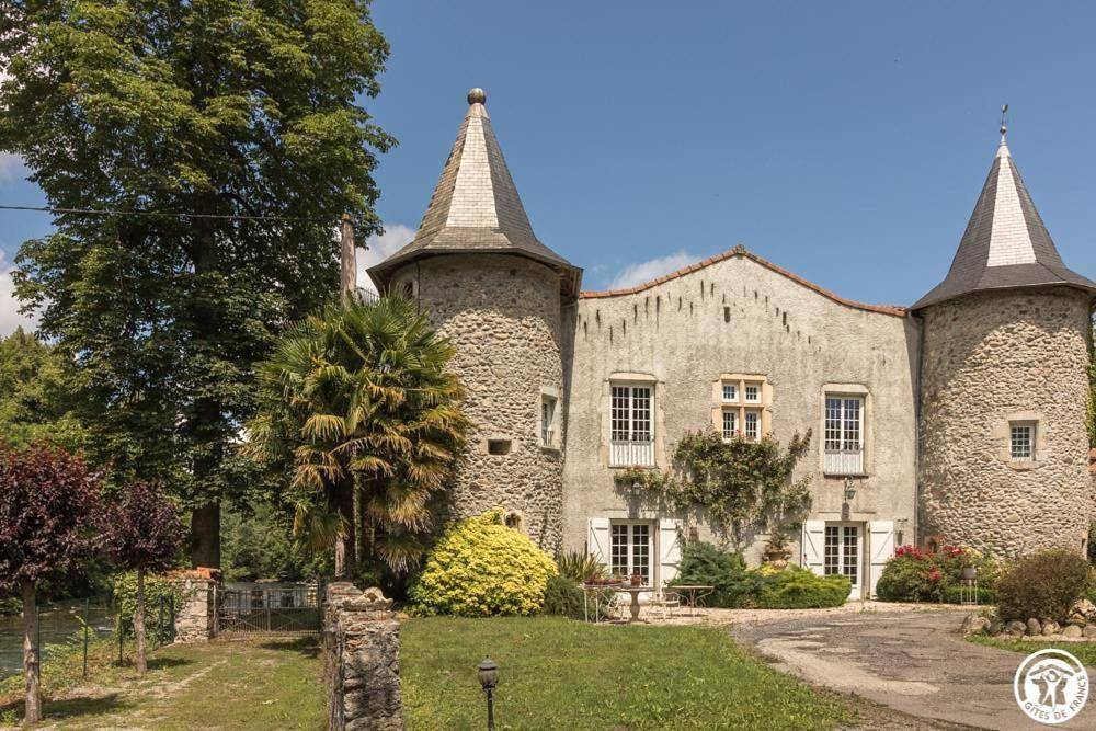 King Room with Spa Bath in Labroquère, Haute-Garonne