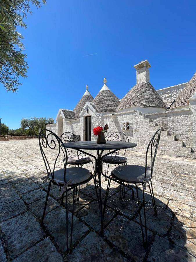 Large Double Room in Castellana Grotte, Provincia di Bari