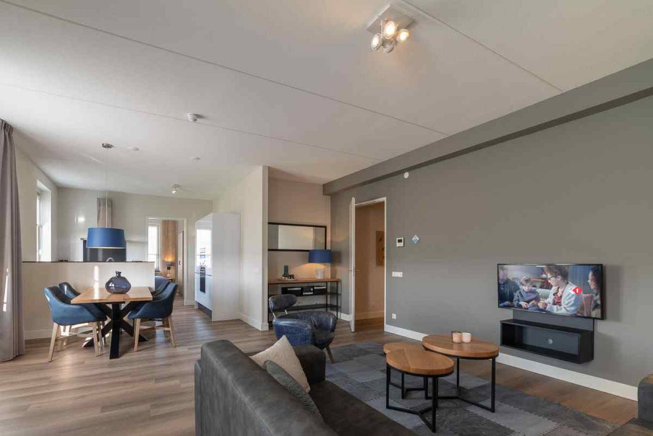 Appartement entier, 4-person apartment in Colijnsplaat directly by the water. in Colijnsplaat, Côte de Zeeland