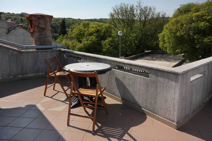 Ferienwohnung für 6 Personen, mit Balkon/Terrasse in Vrbnik