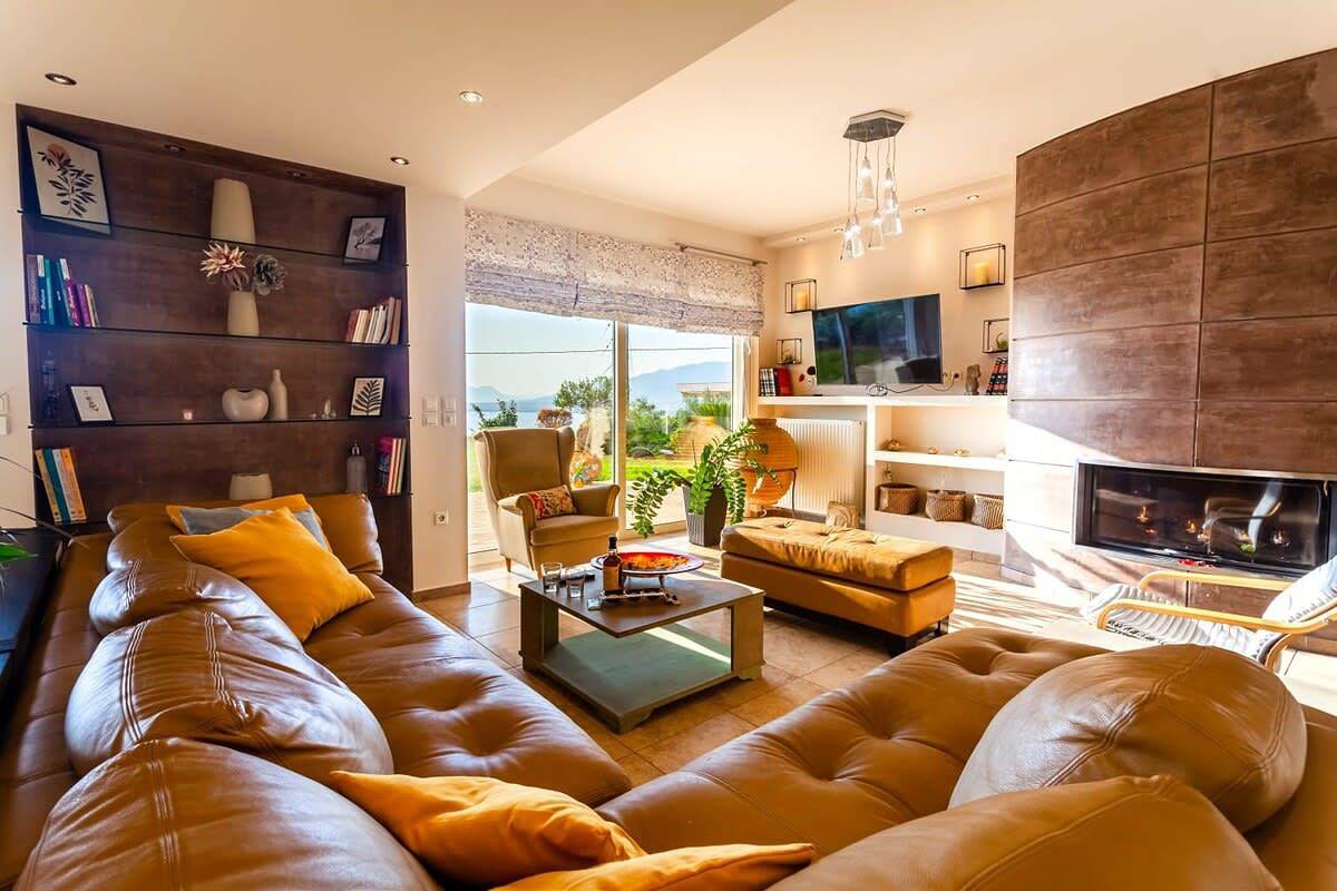 Sunset Paradise - Verga's Ultimate Seaview Getaway in Kalamata, Messenia