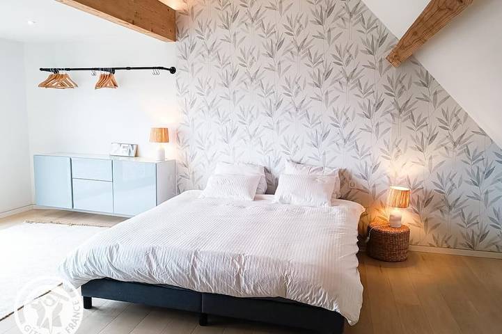 Location de vacances pour 6 personnes, avec jardin à Reilhaguet - 2