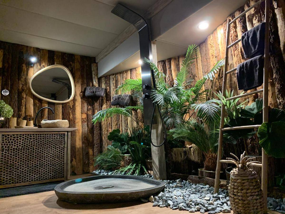 La Noccemada "Spirit of Bali" Lodge de luxe & Spa in Saint-Julien, Région de Brignoles