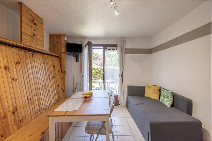 Studio entier, Studio 'Le Hameau Des Neiges' avec terrasse et jardin privés in Station de Morillon, Grand Massif