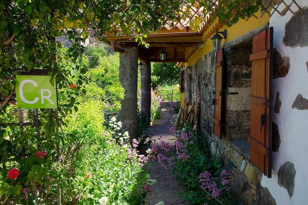 Bed - Bentayga Cottage in Tejeda, North Gran Canaria