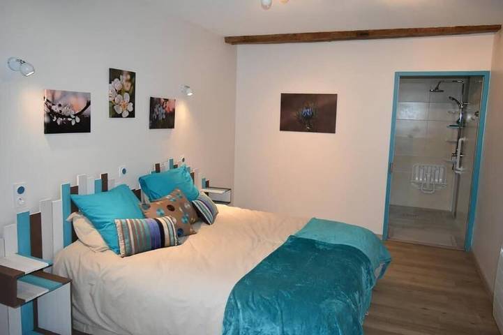 Gîte pour 14 personnes, avec jardin à Challain-la-Potherie - 3