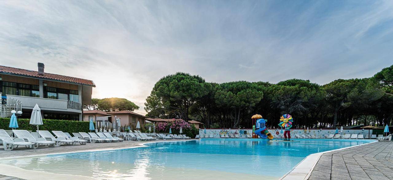 Bungalow with Patio in Marina di Bibbona, Bibbona