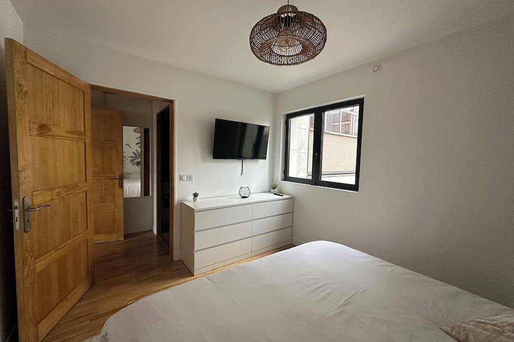 Apartamento entero, Appartement Enghien-les-bains à 7 min du Casino in Enghien-les-Bains, Valle del Oise