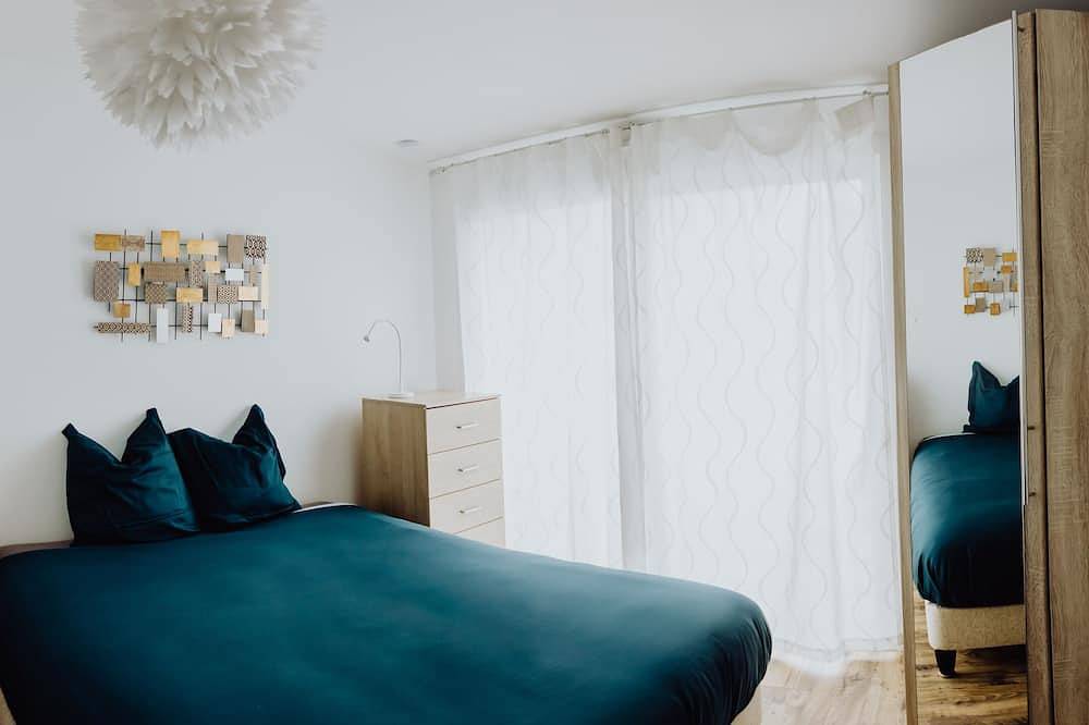 Entire apartment, Beautiful apartment on the banks of the Seine at Vernon Giverny sleeps 4 in Vernon (Normandy), Évreux region