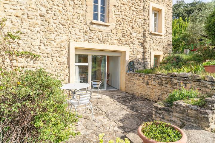 Location de vacances pour 2 personnes, avec jardin à Crillon-le-Brave - 2