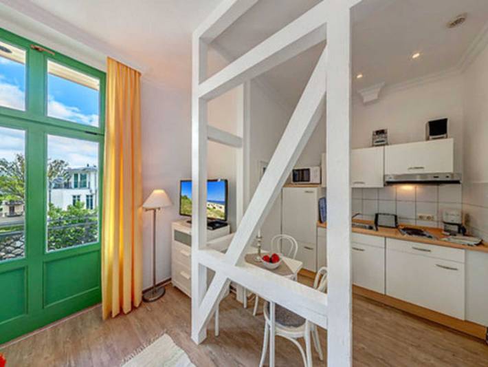 Ferienwohnung für 2 Personen, mit Balkon, kinderfreundlich in Ahlbeck - 4