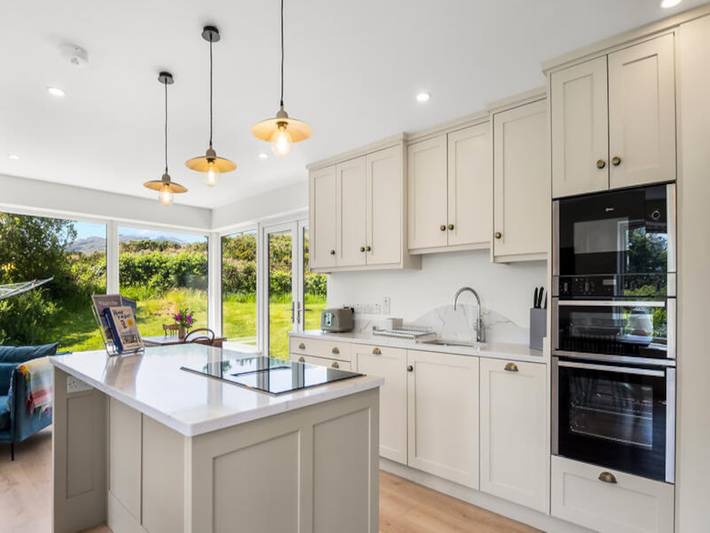 Gîte pour 8 personnes, avec jardin à Roundstone - 3