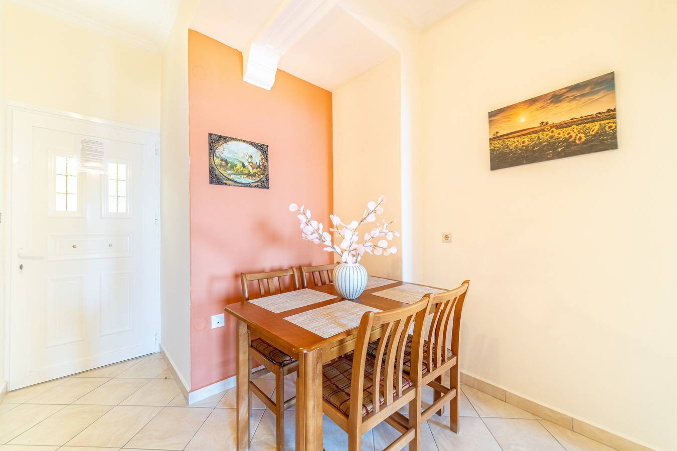 Entire apartment, Holiday Apartment "Mazis Family Apartment" with Sea View, Balcony & Wi-Fi in Agios Gordios, Corfu