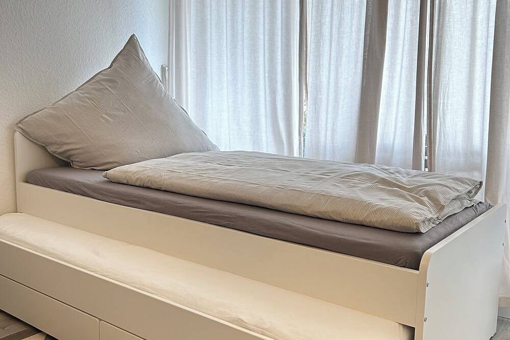 Ganze Wohnung, Stilvolles 80 m² Designer-Apartment mit Balkon im Herzen von Durlach in Durlach, Karlsruhe