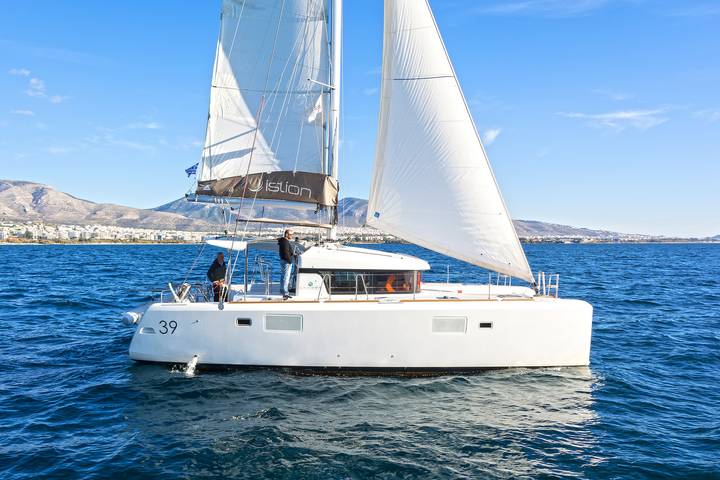 Bateau pour 8 personnes, avec Jacuzzi dans Cos Ville