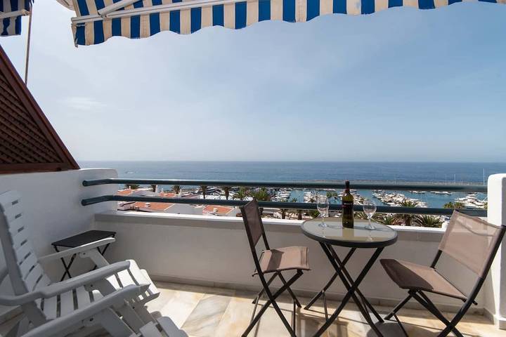 Gîte pour 4 personnes, avec balcon/terrasse et piscine, adapté aux familles à Costa Adeje - 3