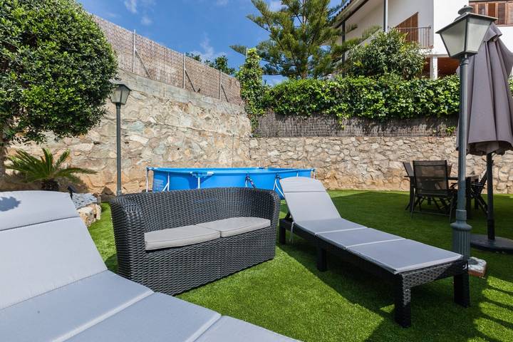 Ferienwohnung für 7 Personen, mit Garten