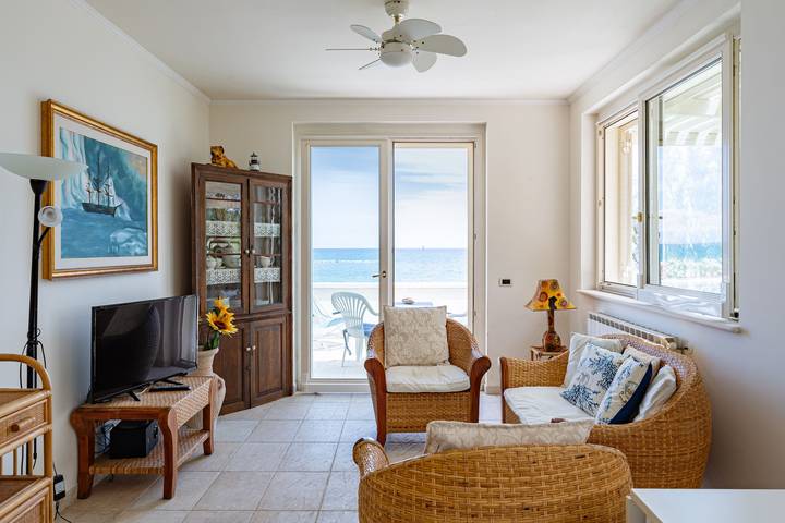 Casa vacanza per 6 persone, con Balcone e Idromassaggio nonché Terrazza e Giardino a Casalbordino