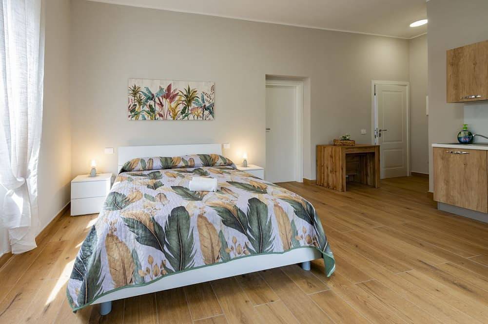 Entire apartment, Guesthost - Cozy Balcony Flat X3 near the Sea in Francavilla al Mare, Chieti Province