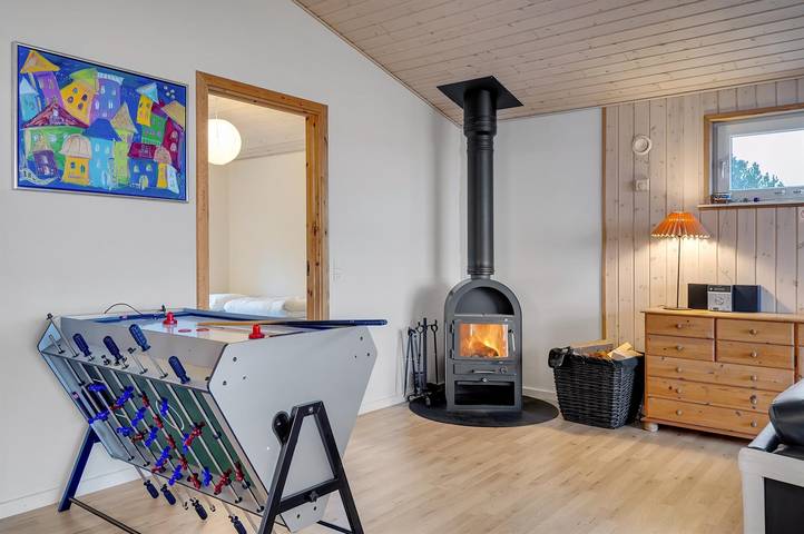 Beautiful home in Løgstør w/ WiFi and 4 Bedrooms in Trend, Limfjord in Nordjütland