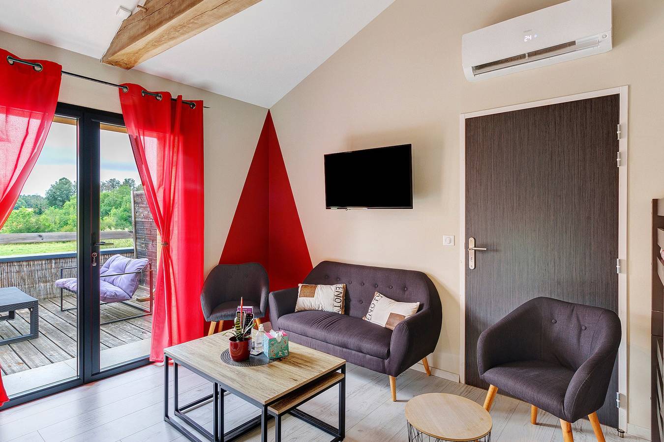Bed & Breakfast 'Chambre New York' met gedeeld zwembad, wifi en airco, foto 8