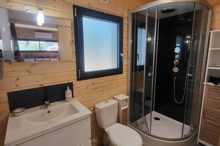 Gîte pour 3 personnes, avec piscine à Faucon - 4