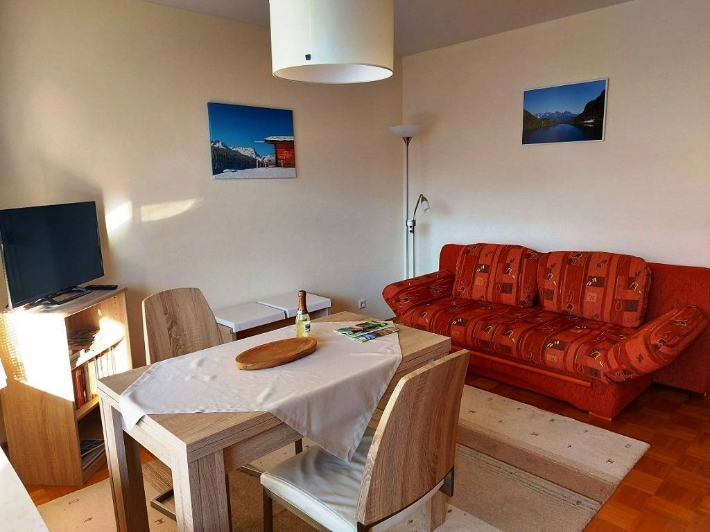 Ganze Ferienwohnung, Landhaus am Letten - Zwei-Raum-Ferienwohnung mit Westbalkon in Reit im Winkl, Bayerische Alpen