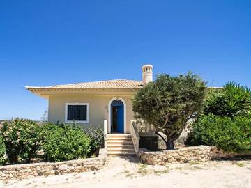 Villa voor 4 Personen in Bensafrim, Bensafrim e Barão de São João, Afbeelding 3