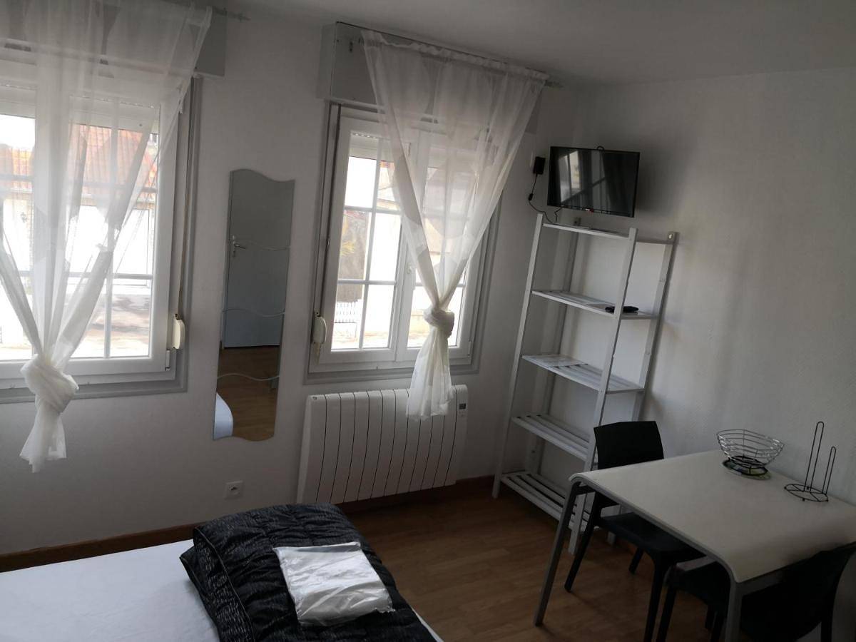Appartement entier, Idéalement situé - jardin agréable - studio E in Berck Plage, Berck