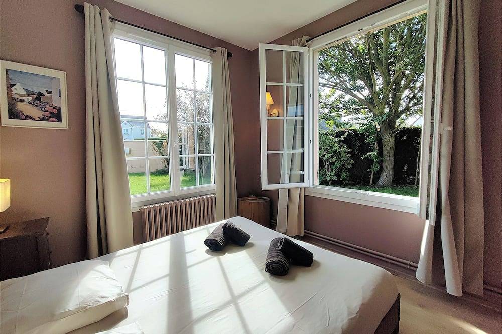 Villa Le Petit Bois - Plage Sword à 2 mns à pied - Grand jardin clos et arboré in Hermanville-sur-Mer, Région de Caen