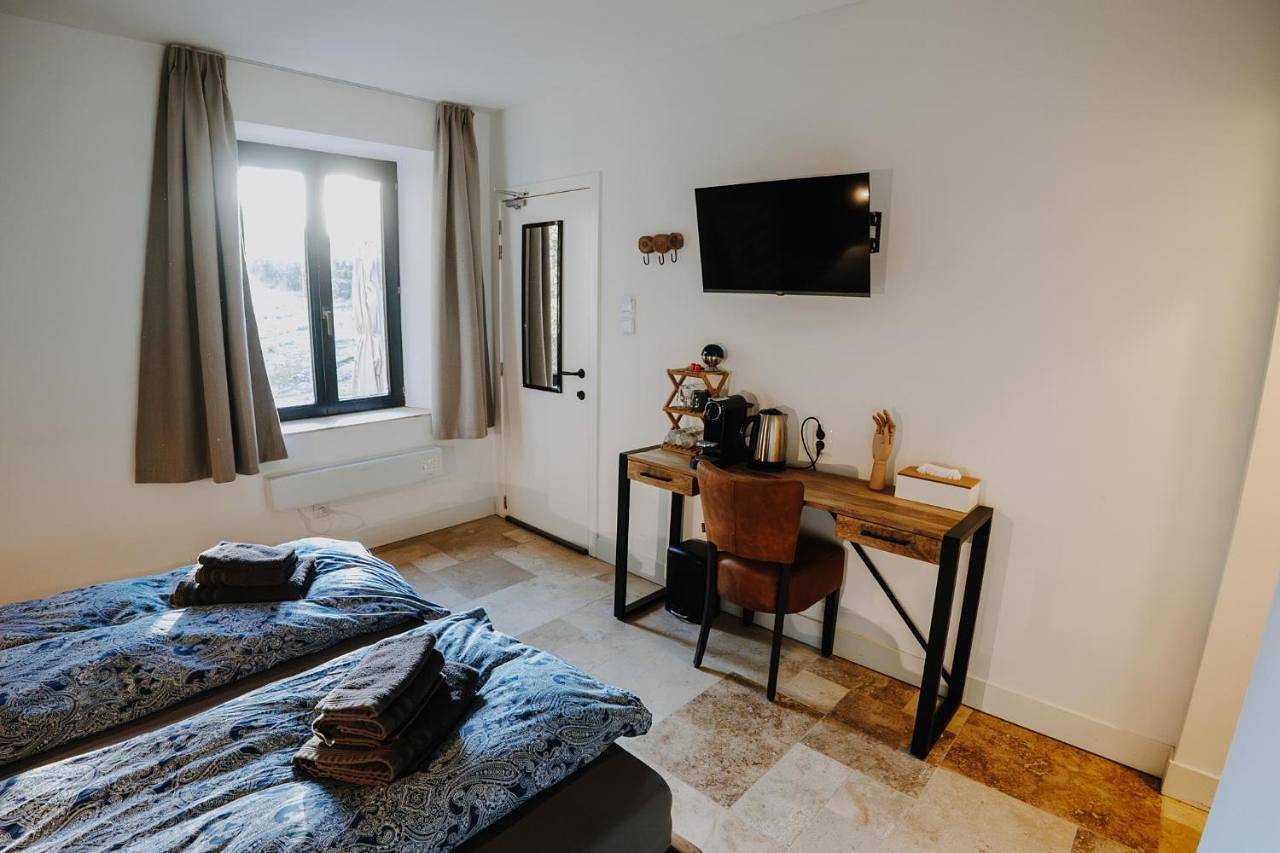 Double Room with Private Bathroom in Beauraing, Région de Namur