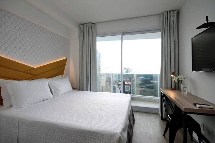 Apartamento de vacaciones para 2 personas, con terraza además de piscina y jardín - 1