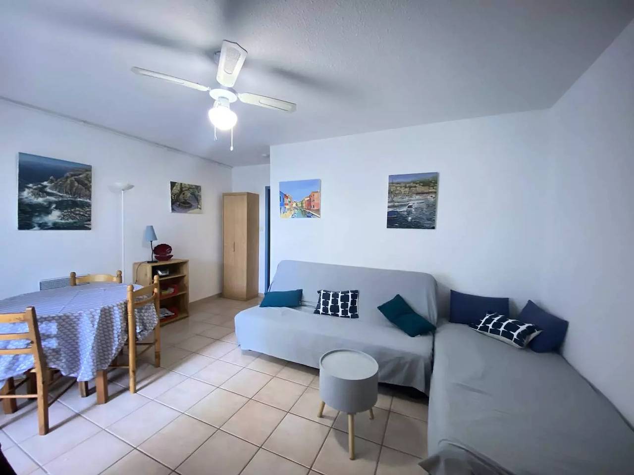 Ganze Wohnung, T2 mit Terrasse und Parkplatz in der Nähe von Meer und Geschäften in Narbonne Plage, Narbonne