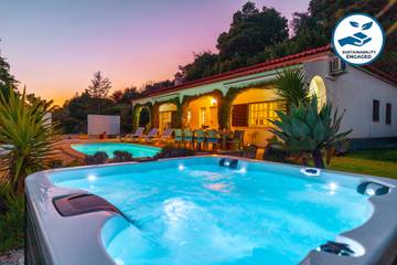 Casa rural para 12 personas, con jacuzzi y jardín en Monchique
